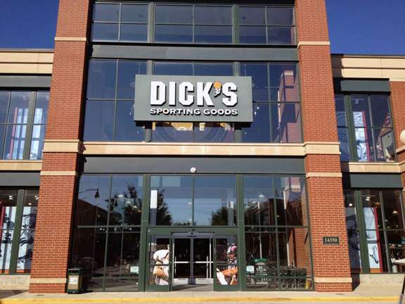 DICKS Sporting Goods | 14350 Clay Terrace Blvd, Carmel, IN 46032, USA | Phone: (317) 818-3467