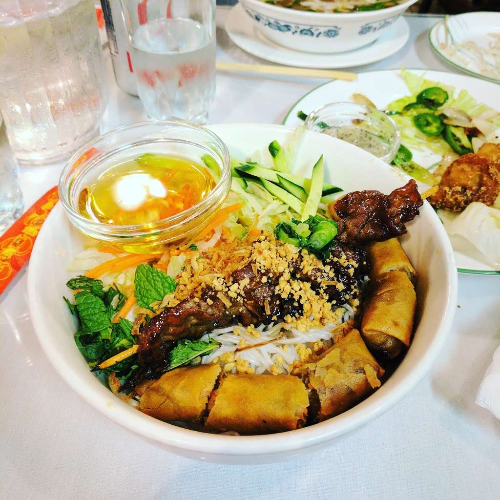 Phuong Nam | 1615 Clay St, Oakland, CA 94612, USA | Phone: (510) 663-9811