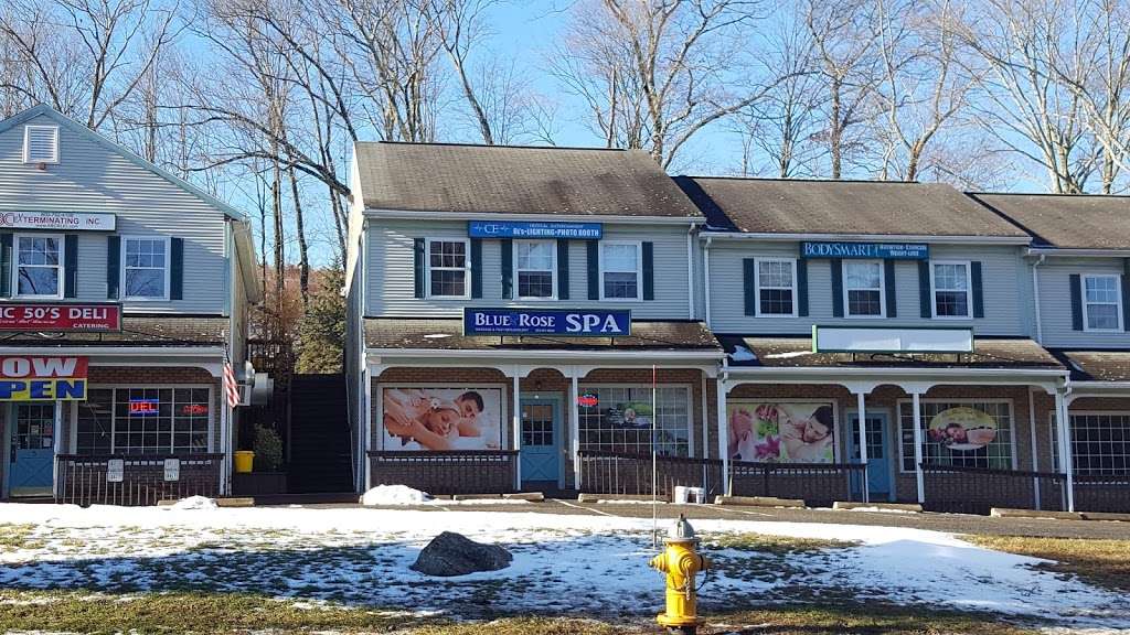 Blue Rose Spa, 115 Main St, Monroe, CT 06468, USA
