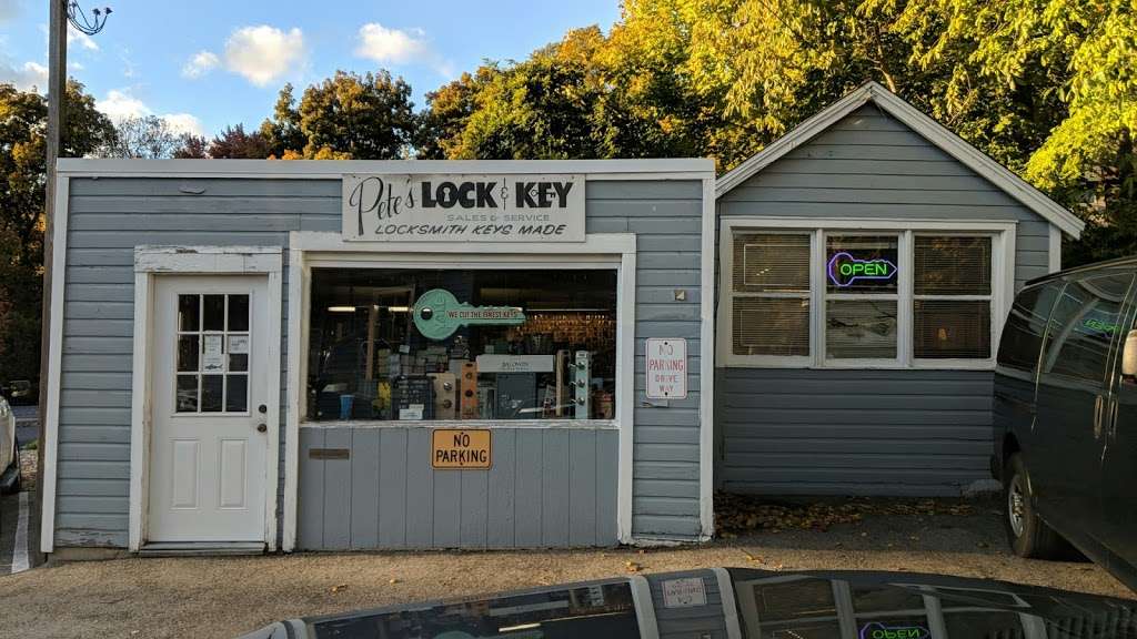Petes Lock & Key Shop | 425 Post Rd, Darien, CT 06820, USA | Phone: (203) 655-7590
