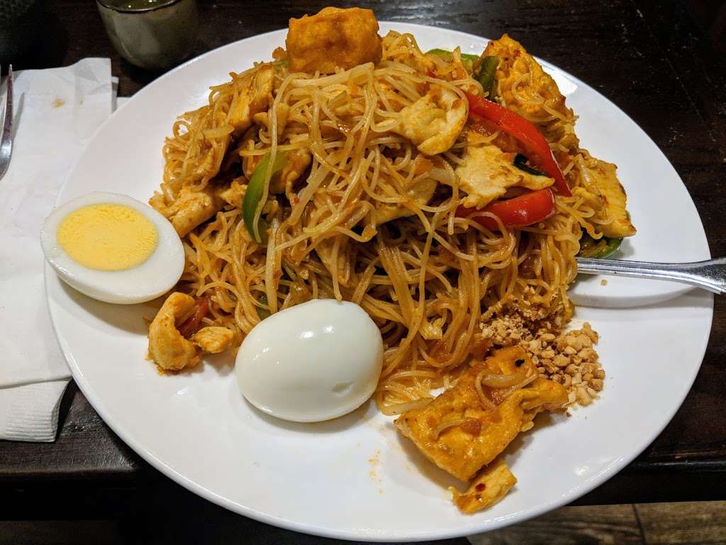 Thai Pin | 560 Lawrence Square Blvd S, Lawrenceville, NJ 08648, USA | Phone: (609) 586-1888