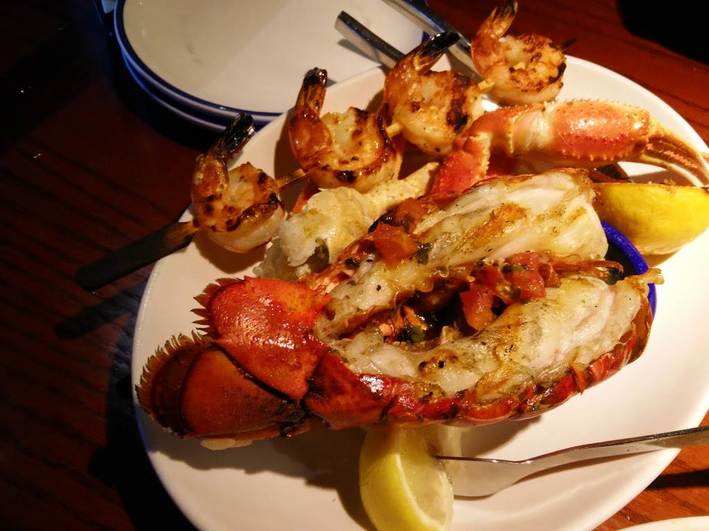 Red Lobster | 1951 American Blvd W, Bloomington, MN 55431, USA | Phone: (952) 888-8102
