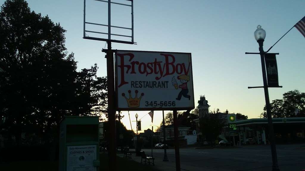 Frosty Boy Restaurant | 19 E Main St, Knightstown, IN 46148, USA | Phone: (765) 345-5656