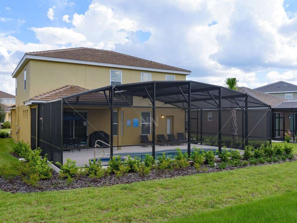 Casa na Disney | 8681 W Irlo Bronson Memorial Hwy #125, Kissimmee, FL 34747, USA | Phone: (407) 512-0515