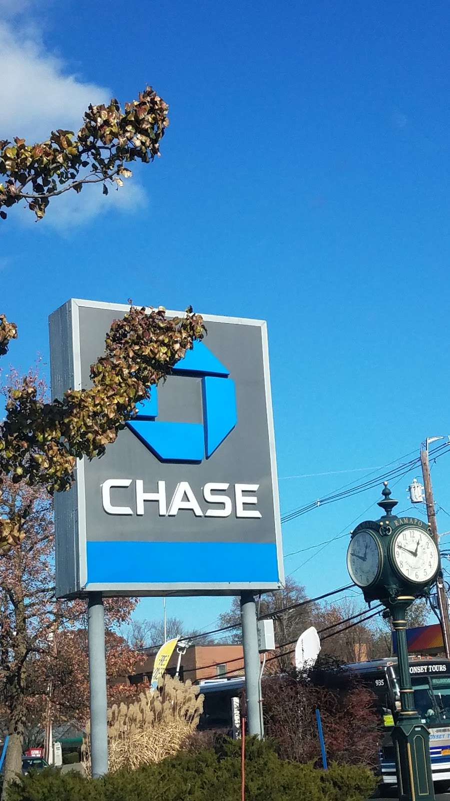 Chase Bank | 269 N Main St, Spring Valley, NY 10977, USA | Phone: (845) 356-3360