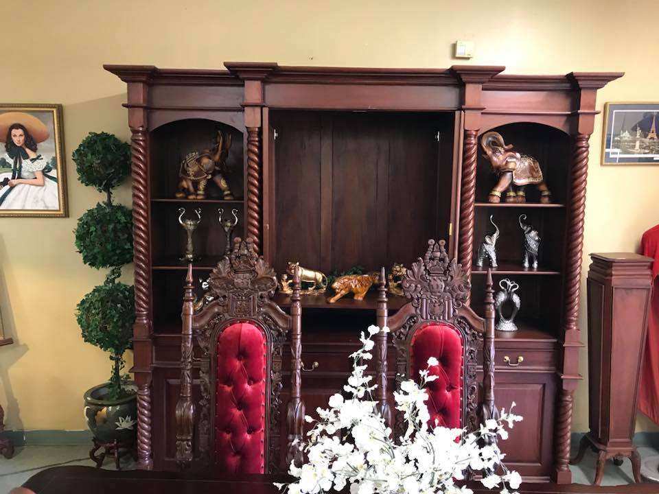 Orlando Antique Exchange | 6400 S Orange Ave, Orlando, FL 32809, USA | Phone: (407) 856-5122