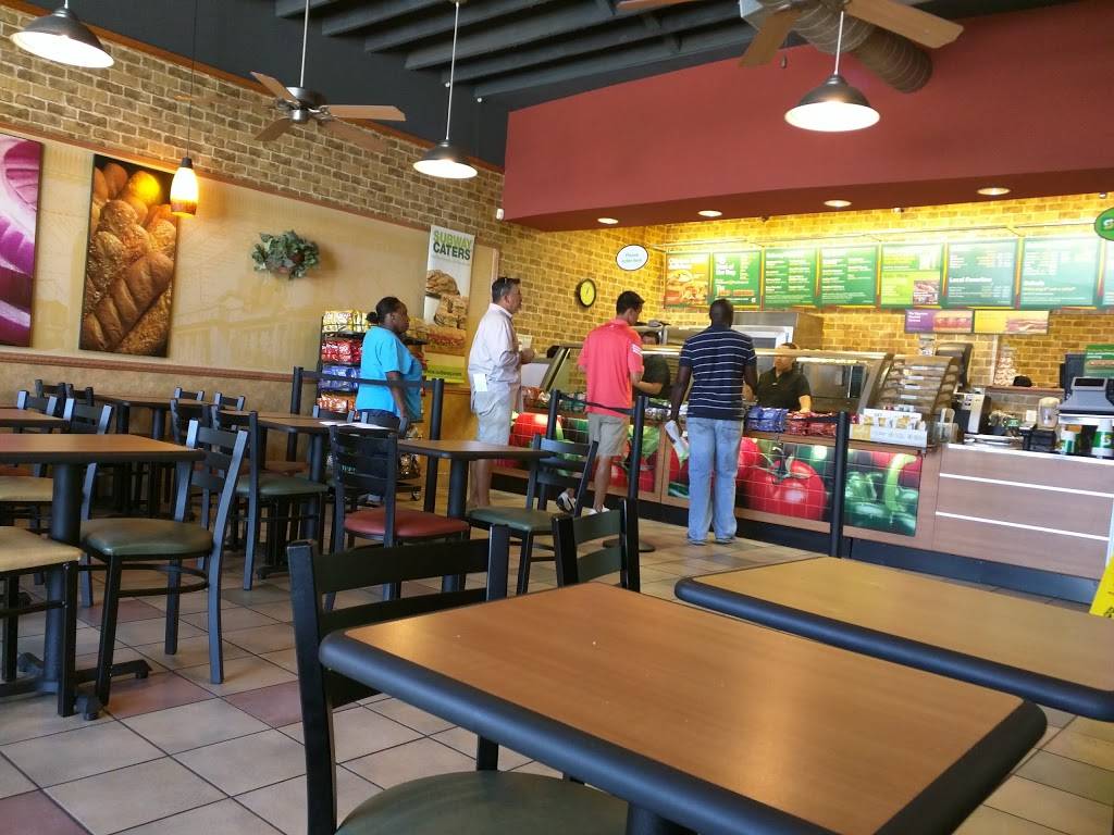 Subway | 3012 E Rosedale St, Fort Worth, TX 76105, USA | Phone: (817) 367-9719