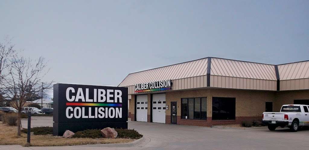 Caliber Collision | 15611 E Colfax Ave, Aurora, CO 80011, USA | Phone: (303) 360-6955