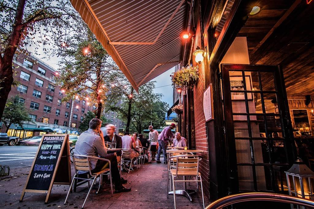 Maxwells Central Park | 1325 5th Ave, New York, NY 10029, USA | Phone: (646) 657-0993