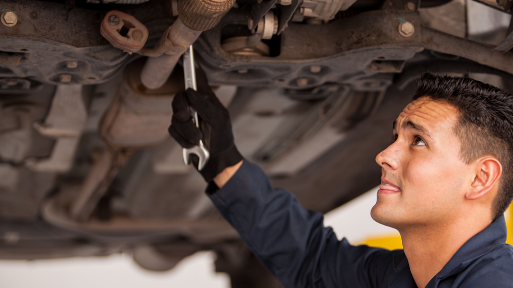 Joes Auto Services | 1022 Mendon Rd, Cumberland, RI 02864, USA | Phone: (401) 333-9929