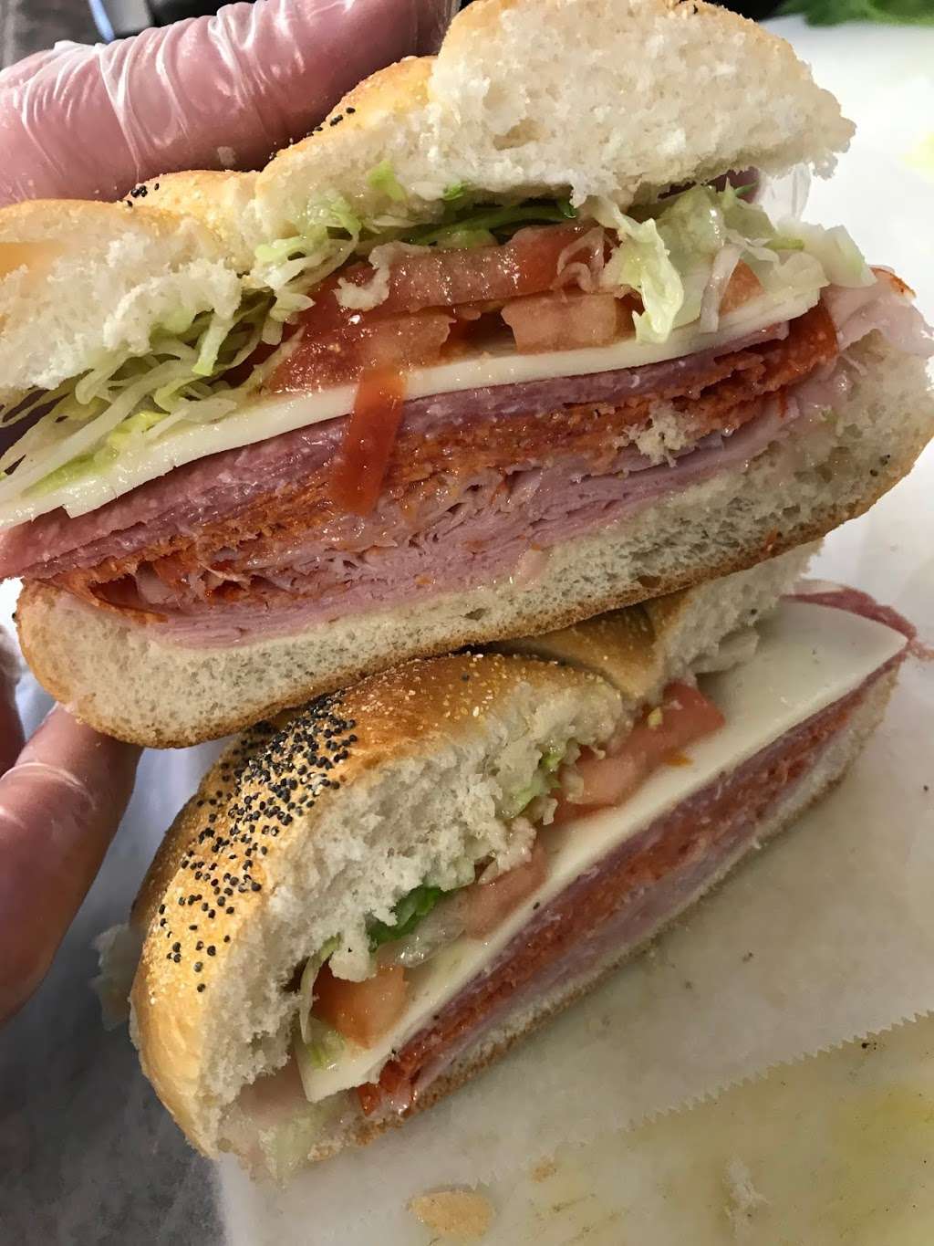 Scotts Vernon Valley Deli | 147 Vernon Valley Rd, East Northport, NY 11731 | Phone: (631) 261-1994