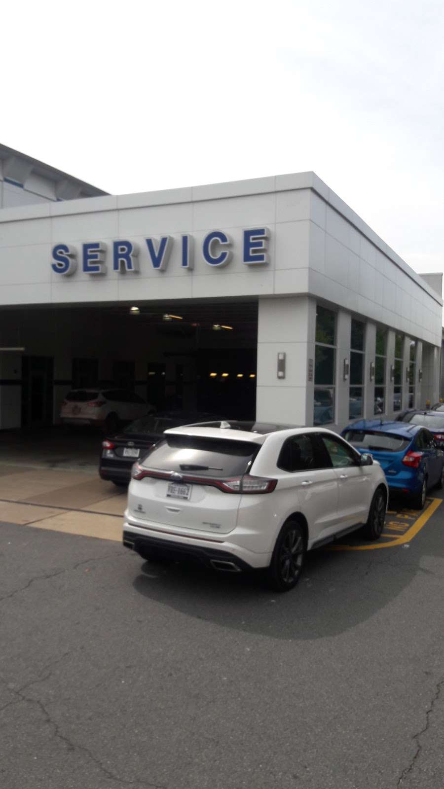 Koons Sterling Ford | 46869 Harry Byrd Hwy, Sterling, VA 20164, USA | Phone: (703) 430-7700