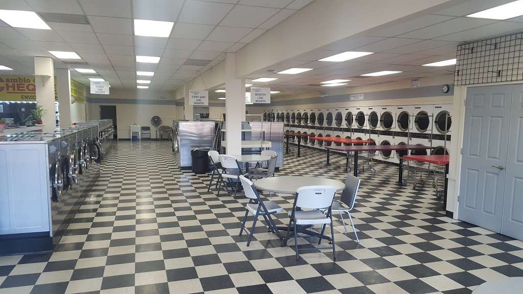 Wash City Laundromat | 15451 E Mississippi Ave, Aurora, CO 80017