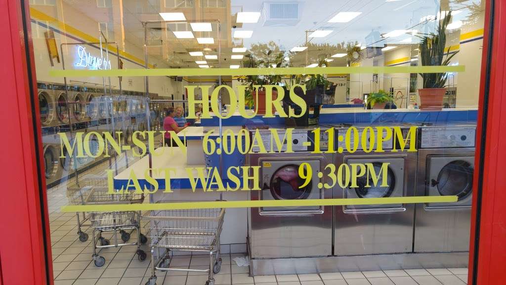 Easy Clean Coin Laundry | 4248 N Kedzie Ave, Chicago, IL 60618, USA | Phone: (773) 539-0338