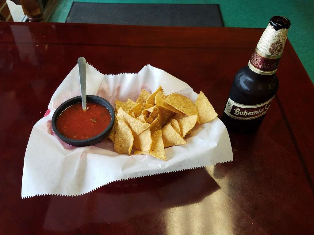 El Barrio Mexican Restaurant | 336 N Independence Blvd, Romeoville, IL 60446, USA | Phone: (815) 372-1100