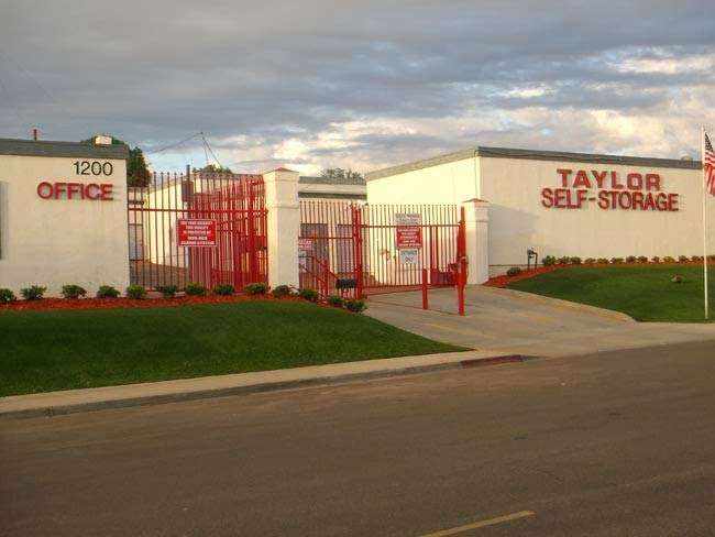 Taylor Self Storage Vista | 1200 E Taylor St, Vista, CA 92084, USA | Phone: (760) 941-6606