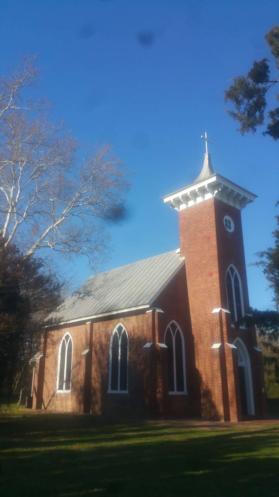 Emmanuel Church | King George, VA 22485