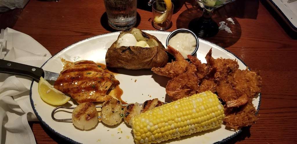 Red Lobster | 271 N Dupont Hwy, Dover, DE 19901, USA | Phone: (302) 734-9122