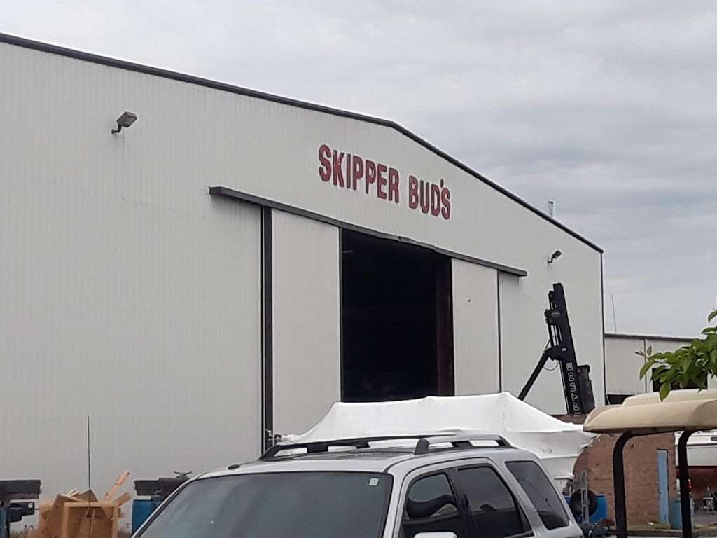 SkipperBuds North Point | 215 North Point Dr, Winthrop Harbor, IL 60096, USA | Phone: (847) 872-3200