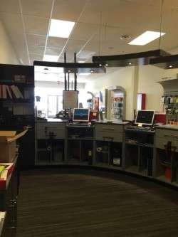 Verizon Authorized Retailer, TCC | 510 NE Plaza, North East, MD 21901, USA | Phone: (410) 287-5482