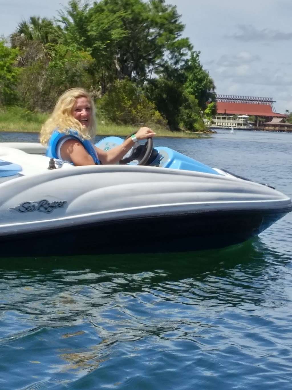 Marina: Boat and Cabana Rentals | Orlando, FL 32836