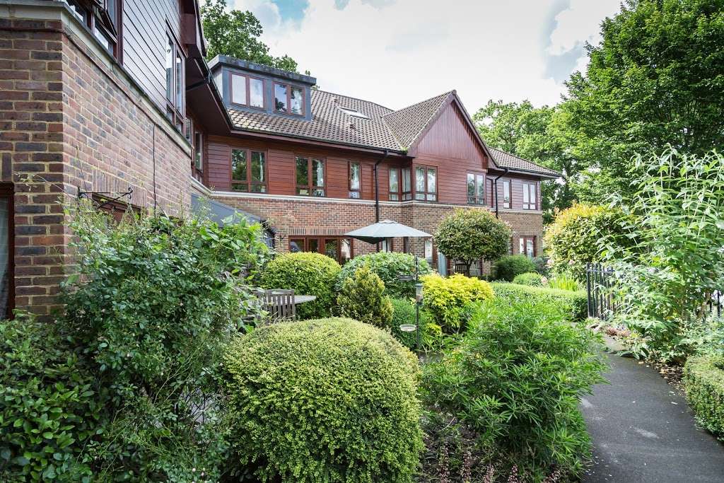 Barchester - Tandridge Heights | Memorial Close, Oxted RH8 0NH, UK | Phone: 01883 715595