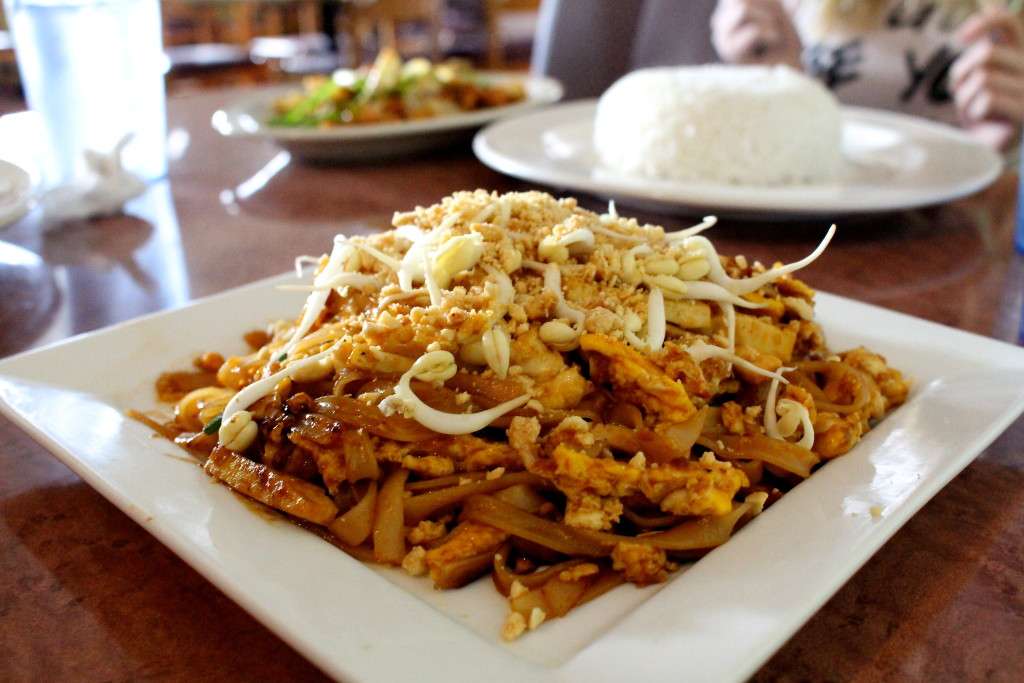 Golden China Restaurant | 15202 Mason Rd #400, Cypress, TX 77433, USA | Phone: (281) 256-7711