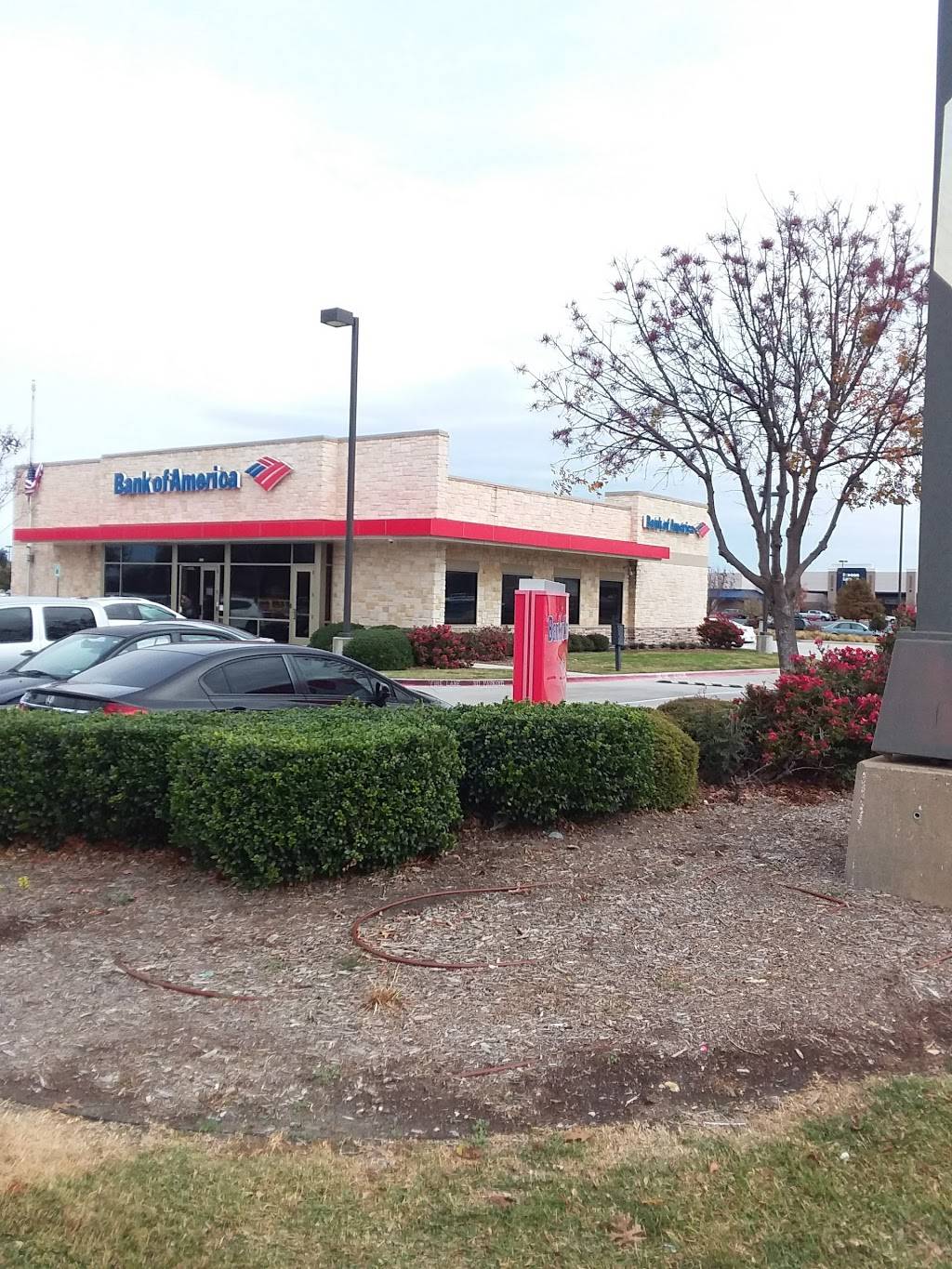 Bank of America (with Drive-thru ATM) | 551 S Plano Rd, Richardson, TX 75081, USA | Phone: (972) 677-5145