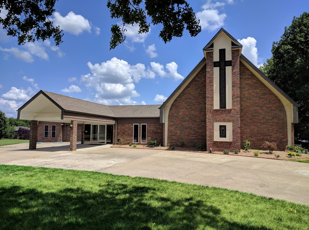 Grace Evangelical Lutheran Church and Preschool | 806 S Business Hwy 13, Lexington, MO 64067, USA | Phone: (660) 259-2932