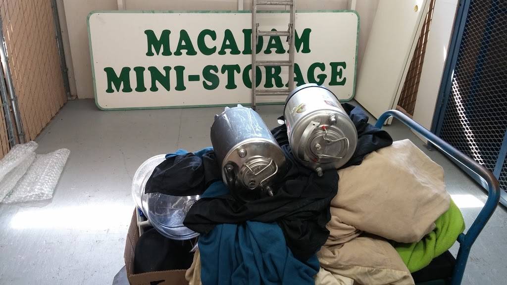 Macadam Mini Storage | 5620 S Kelly Ave, Portland, OR 97239, USA | Phone: (503) 977-1441