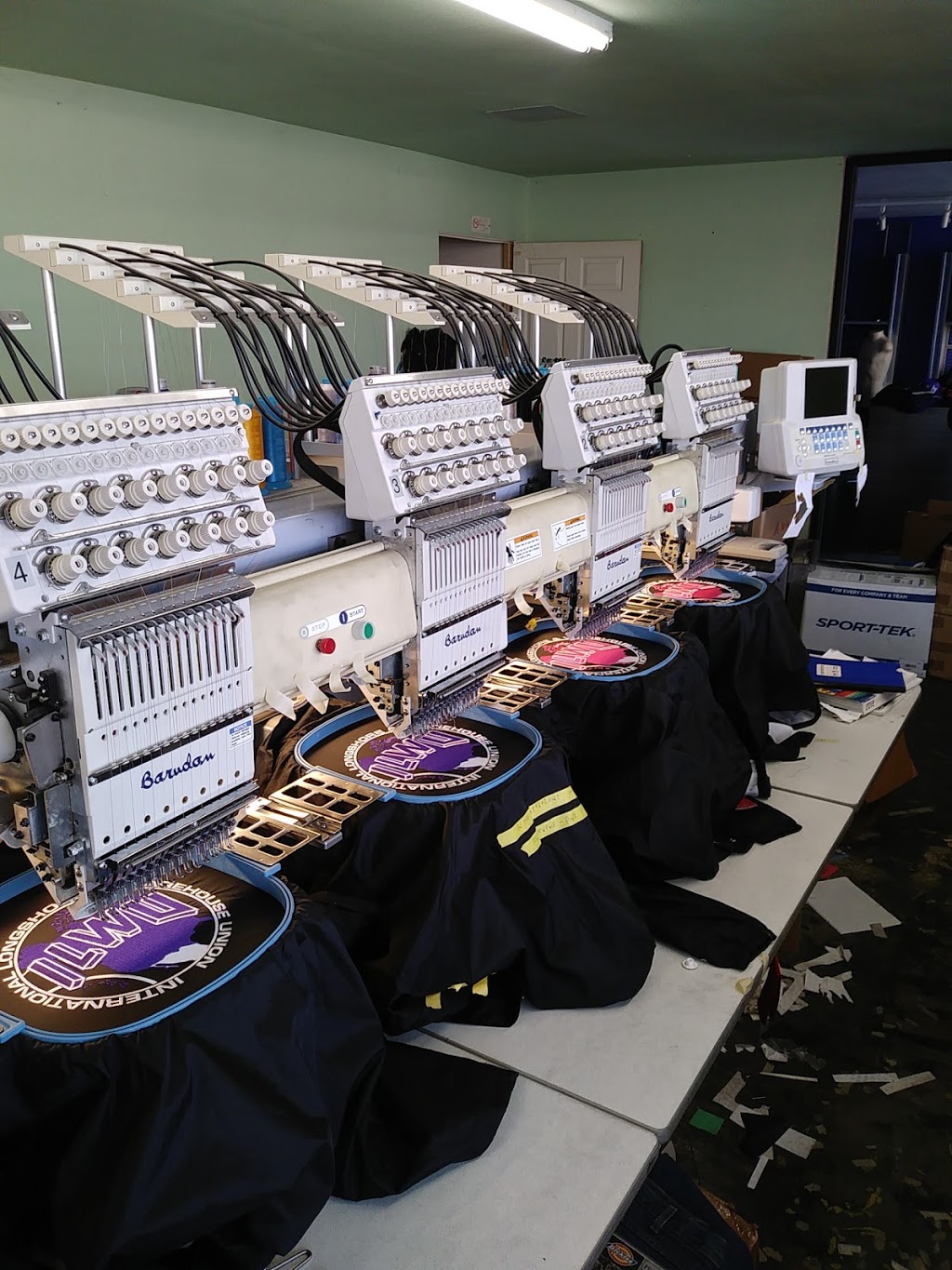 Embroidery 805 & Sports Wear | 1241 Commercial Ave, Oxnard, CA 93030, USA | Phone: (805) 483-3100