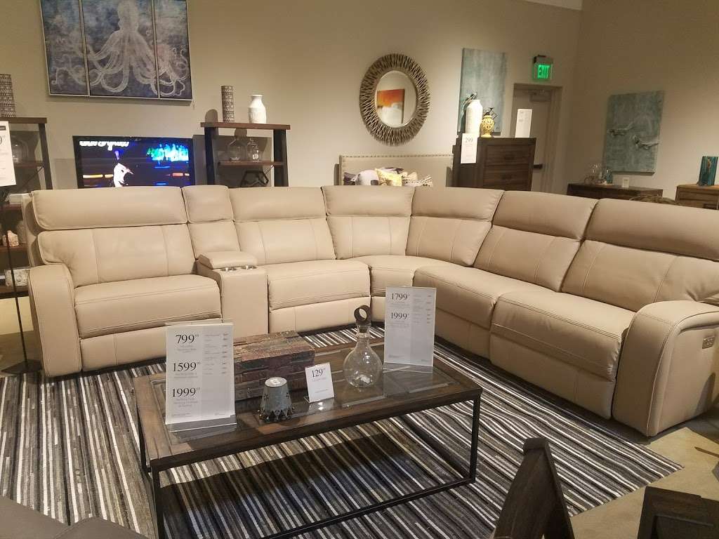 City Furniture Boca Raton | 3350 N, Airport Rd, Boca Raton, FL 33431, USA | Phone: (561) 750-5200