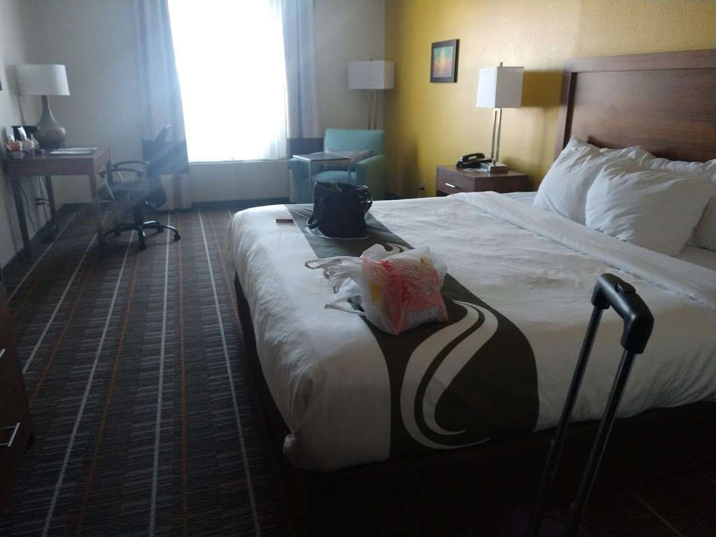 Quality Inn - Stephens City/Winchester South | 167 Town Run Ln, Stephens City, VA 22655, USA | Phone: (540) 869-6500