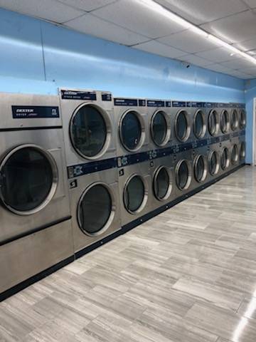 Harahan Laundromat | 6616 Jefferson Hwy, Harahan, LA 70123 | Phone: (504) 667-3435