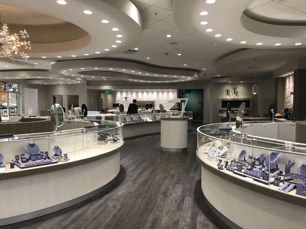 Days Jewelers | 567 Amherst St, Nashua, NH 03063, USA | Phone: (603) 324-5200