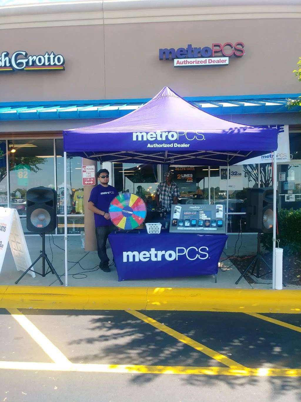 Metro by T-Mobile | 60 Concord Commons Pl SW, Concord, NC 28027, USA | Phone: (704) 782-2356