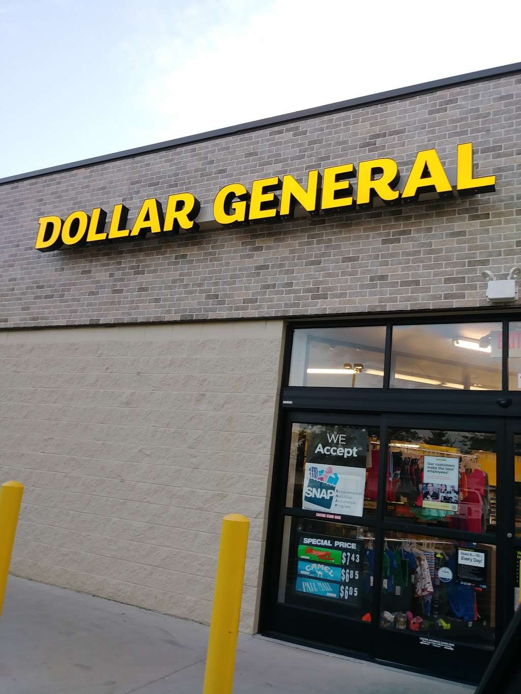 Dollar General | 100 S Dewey St, Somonauk, IL 60552, USA | Phone: (815) 797-4307