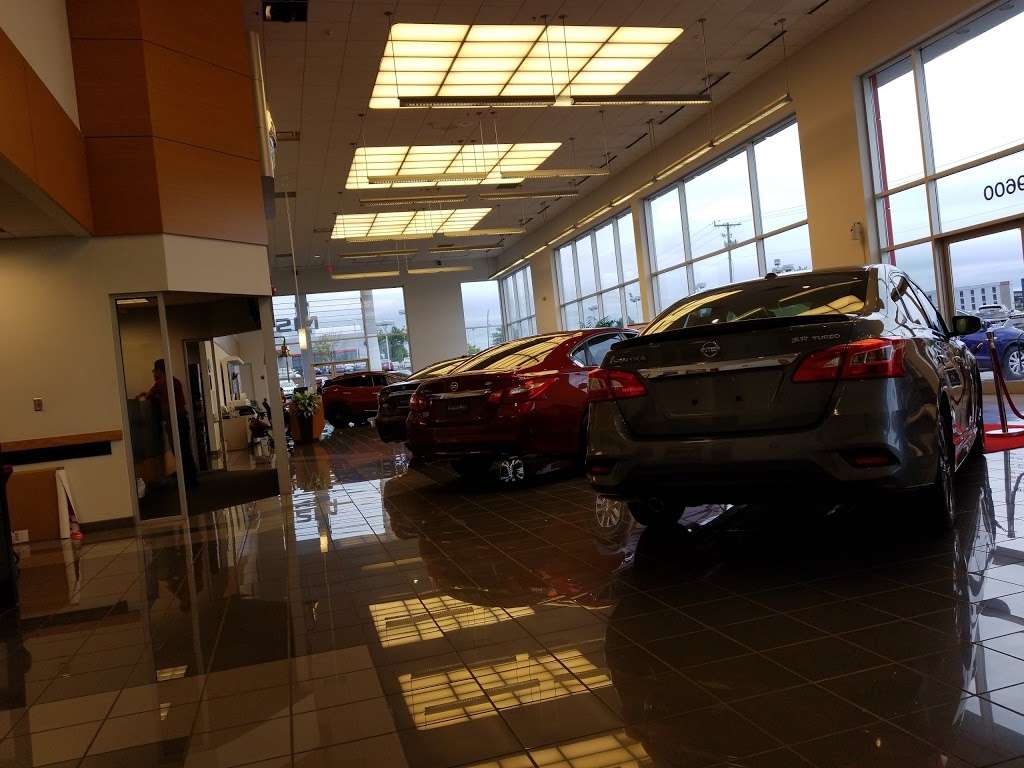 Fenton Nissan of Tiffany Springs | 9600 NW Prairie View Rd, Kansas City, MO 64153 | Phone: (816) 459-4800