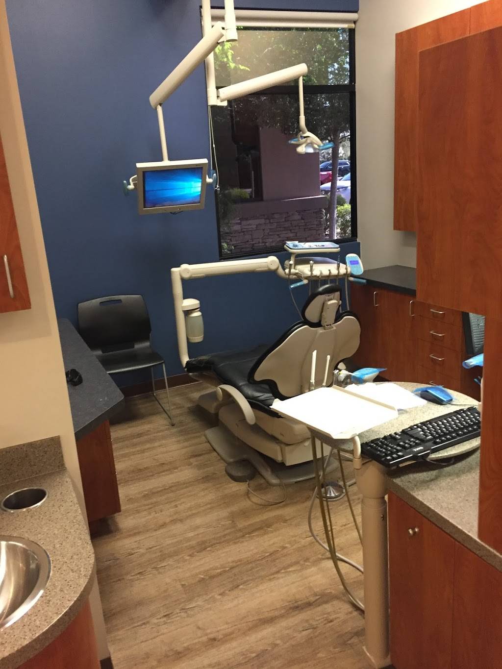 Silvertree Dental | 3190 S Gilbert Rd # 1, Chandler, AZ 85286, USA | Phone: (480) 275-4655