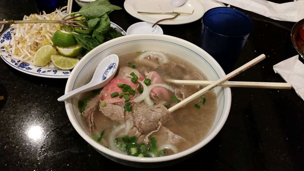 Pho 96 Vietnamese Restaurant | 2990 W Mississippi Ave, Denver, CO 80219, USA | Phone: (303) 568-9262