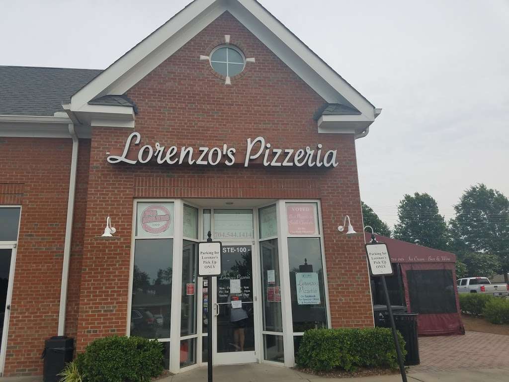 Lorenzos Pizzeria | 16721 Orchard Stone Run, Charlotte, NC 28277 | Phone: (704) 544-1414