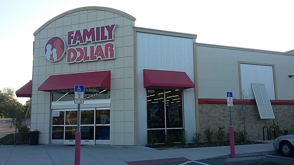 Family Dollar | 1025 N Apopka Vineland Rd, Orlando, FL 32818 | Phone: (321) 251-2848