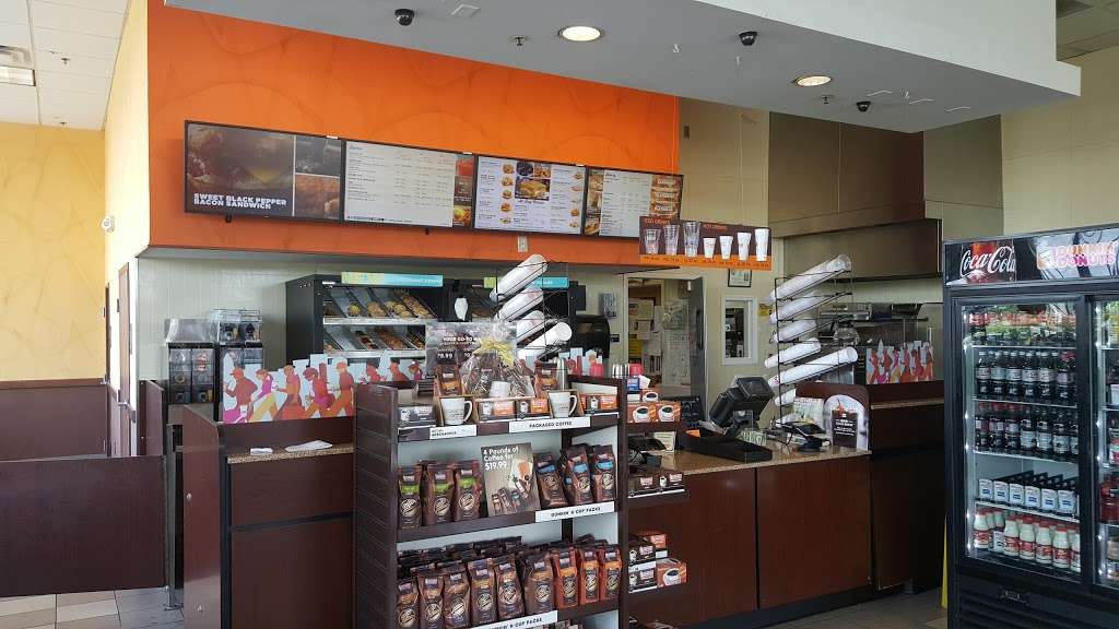 Dunkin Donuts | 5889 W Irlo Bronson Memorial Hwy, Kissimmee, FL 34746, USA | Phone: (407) 507-1509