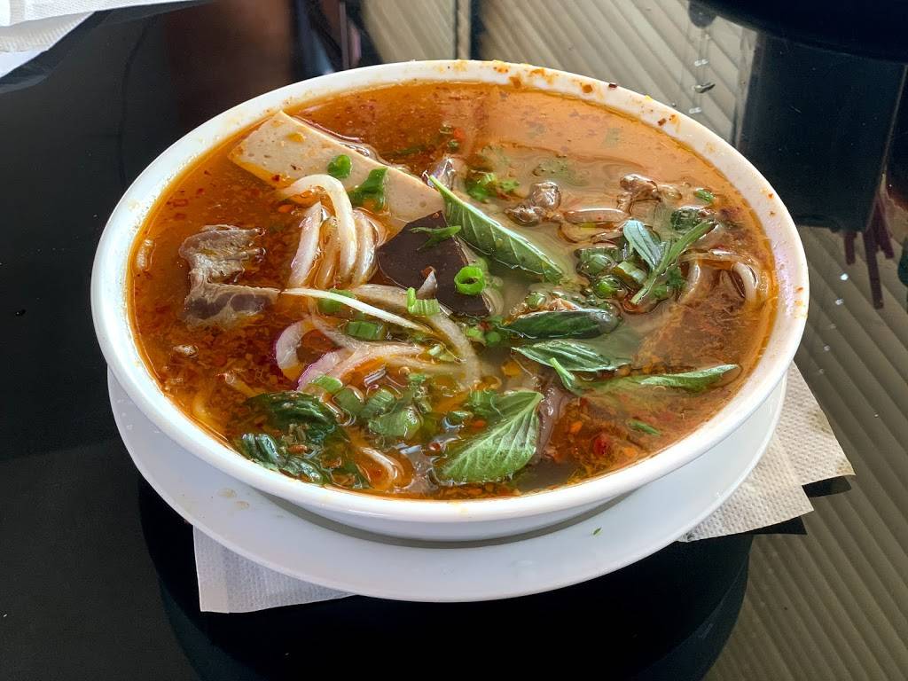 I Luv Pho | 8350 N MacArthur Blvd #100, Irving, TX 75063, USA | Phone: (972) 402-9799