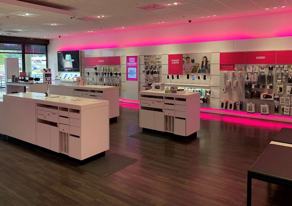 T-Mobile | 1156 US-46 #15, Little Falls, NJ 07424, USA | Phone: (973) 256-1575