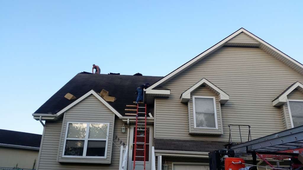 Land Roofing Co Inc | 27204 E 271st St, Harrisonville, MO 64701, USA | Phone: (816) 884-6242