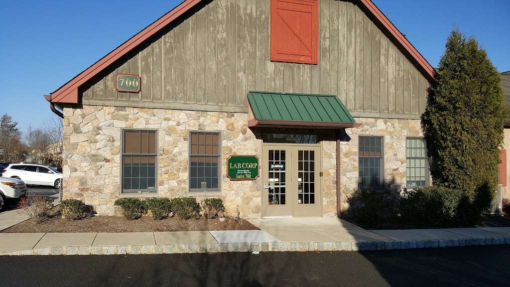 LabCorp in 1456 Ferry Rd Ste 702, Doylestown, PA 18901, USA