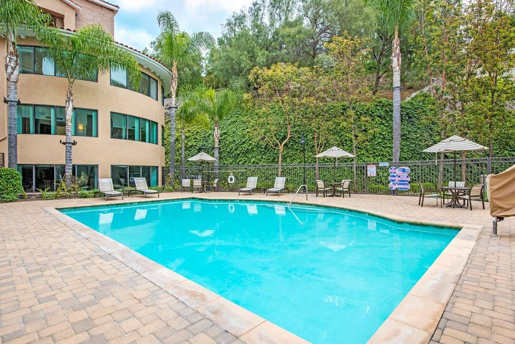 Heritage Villas Senior Apartments | 26836 Oso Pkwy, Mission Viejo, CA 92691 | Phone: (949) 348-1894