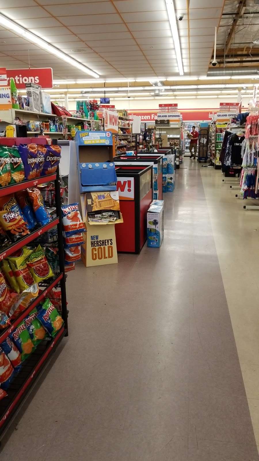 Family Dollar | 6744 W Glendale Ave Ste. 155, Glendale, AZ 85303, USA | Phone: (623) 435-9710