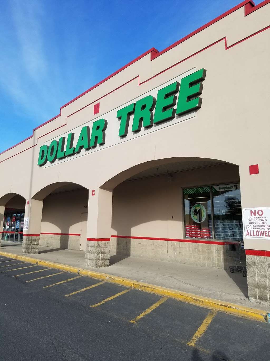 Dollar Tree | 3236 PA-940 #107, Mt Pocono, PA 18344, USA | Phone: (570) 839-1546